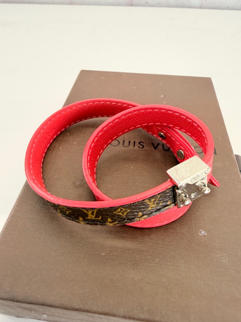 Louis Vuitton Bicolor Monogram Canvas Lockit Double Wrap Bracelet 17 - Picture 2 of 12